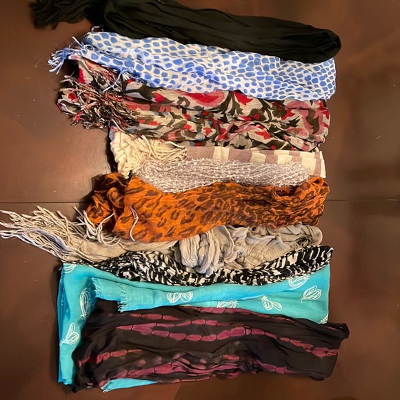 Beautiful scarf bundle! - Picture 2 of 2